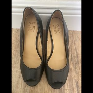 Naturalizer shoes black flats